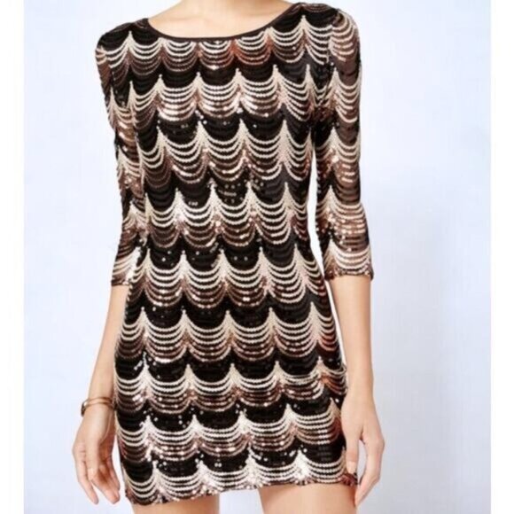 Crystal Doll by Dolls Kill Juniors' Sequined Bodycon Dress - Size Large - Picture 1 of 10